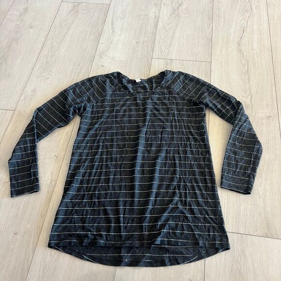 Lululemon Emerald Long Sleeve Striped Tee size 6 - Picture 1 of 8